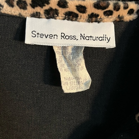 Vintage Steven Ross, Naturally Leopard Print Button Down - Picture 3 of 3
